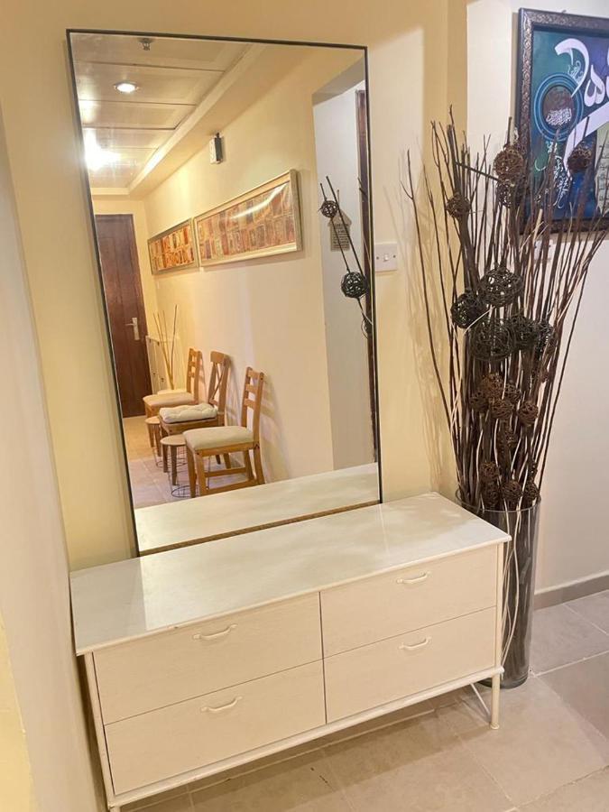 Хостел Dxb Backpackers Executive Дубай Экстерьер фото